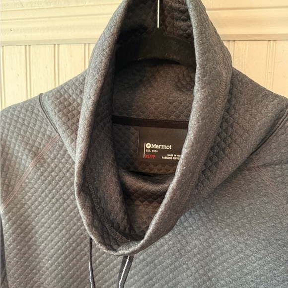 Marmot Annie Long Sleeve Dark Gray Pullover with pocket XS - Picture 2 of 7